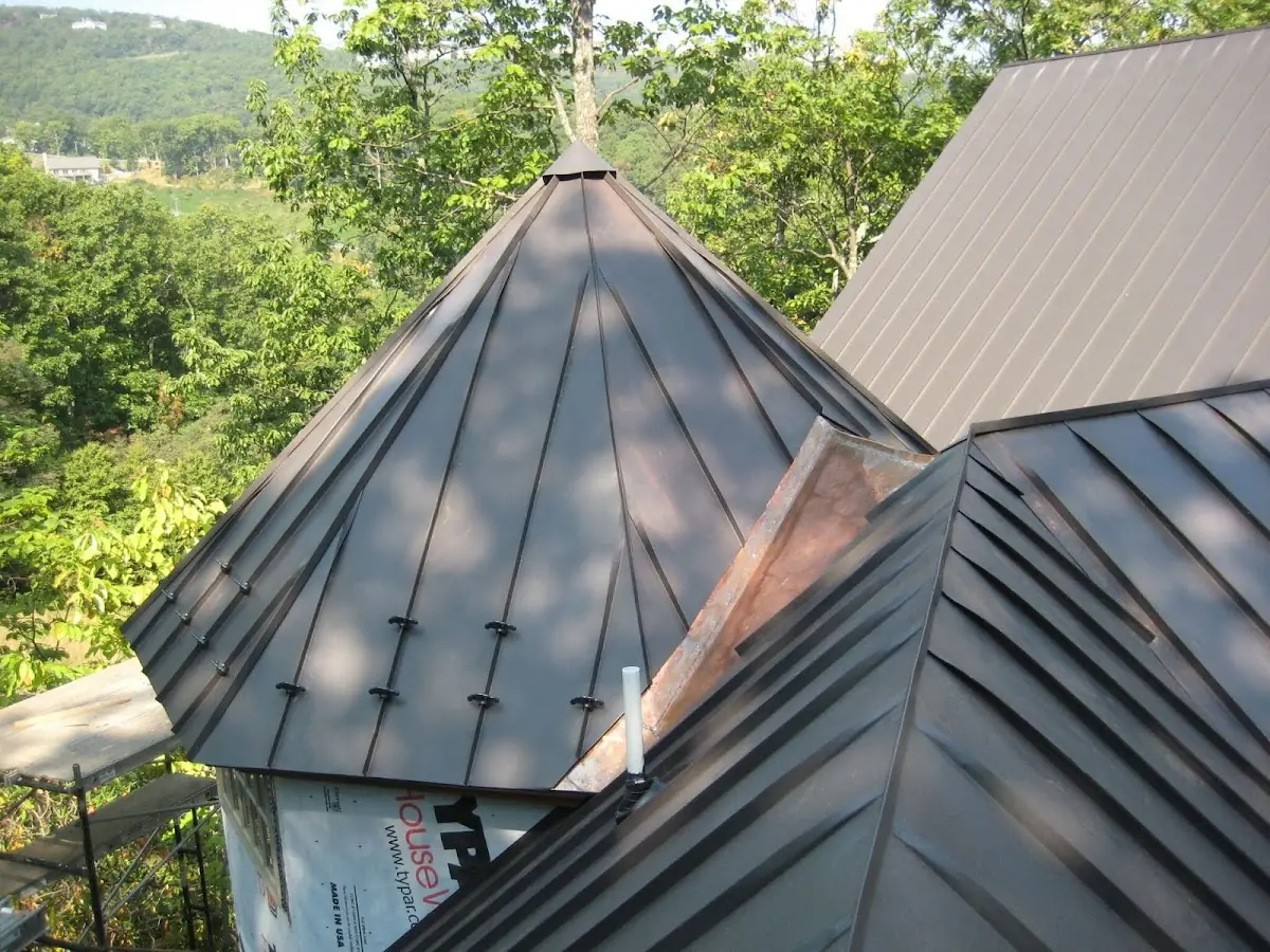 Professional Gutter Cleaning by Craftsman Roofing in Spring Valley Lake